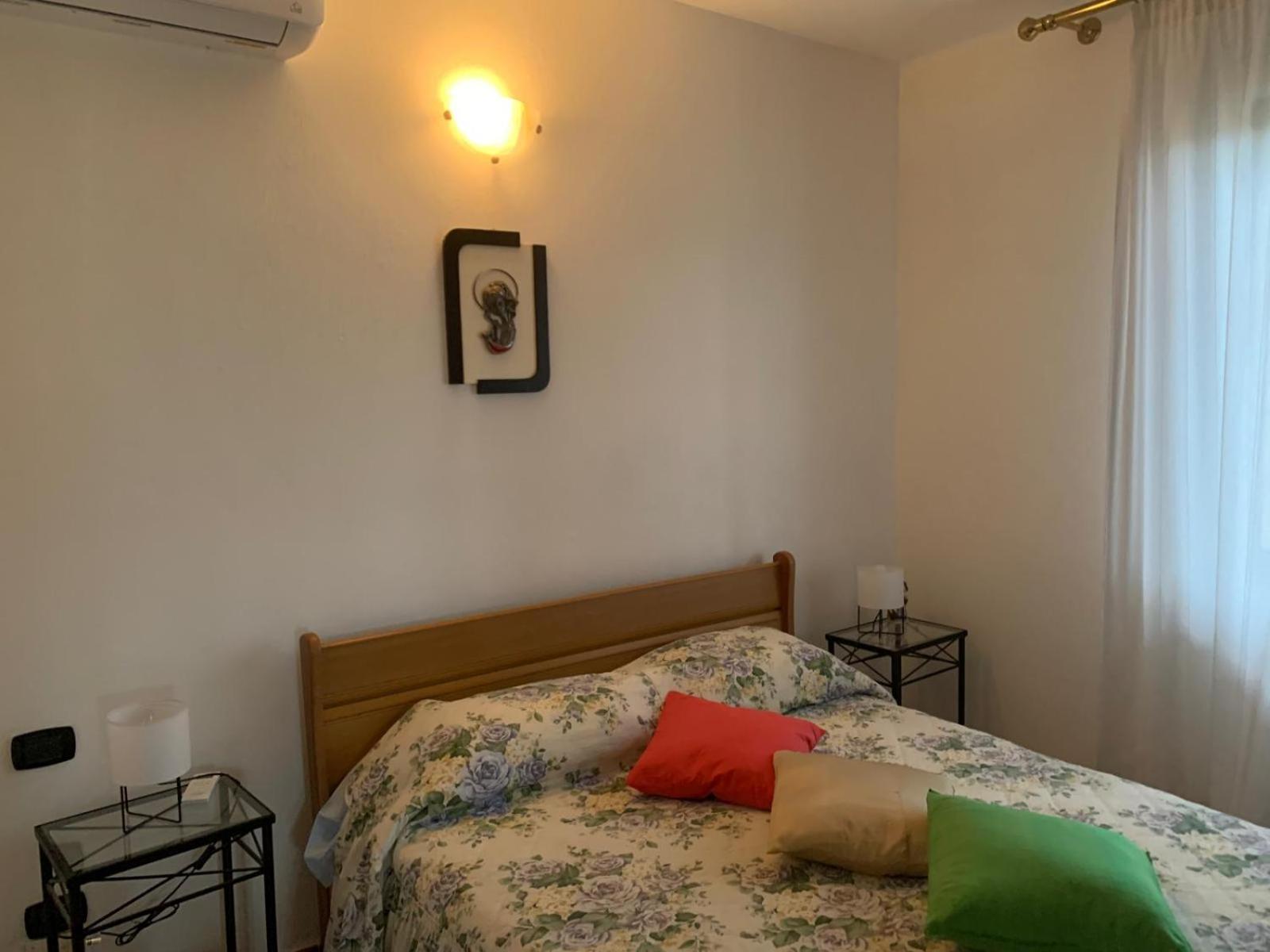 Guesthouse Villa Rosa Berat Habitación foto